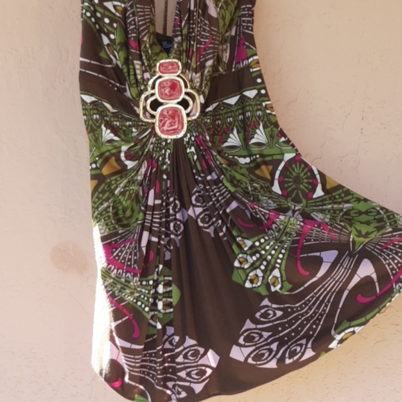 Sky silk halter top medium - Picture 2 of 6